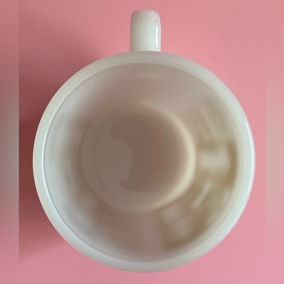 Vintage milk glass mug with tea/coffee pot design by fire king - Picture 6 of 6